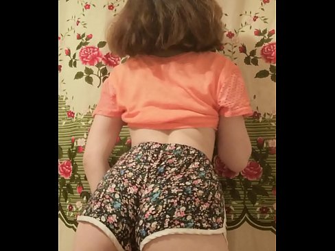 ❤️ Vogëlushja e re seksi duke zhveshur pantallonat e shkurtra në kamera ️ Video seksi tek ne sq.xxxtun.ru ❌❤