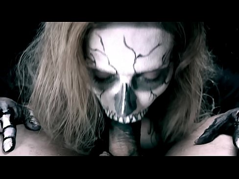 ❤️ Vajzë demonike që thith karin me gojën e saj të zezë dhe gëlltit sperma. ️ Video seksi tek ne sq.xxxtun.ru ❌❤